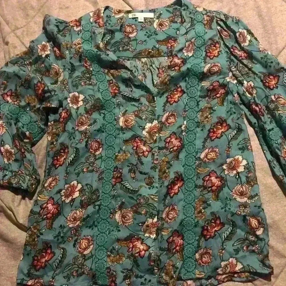 DR2 Paisley Floral button Down Size Small‎ - Picture 5 of 9